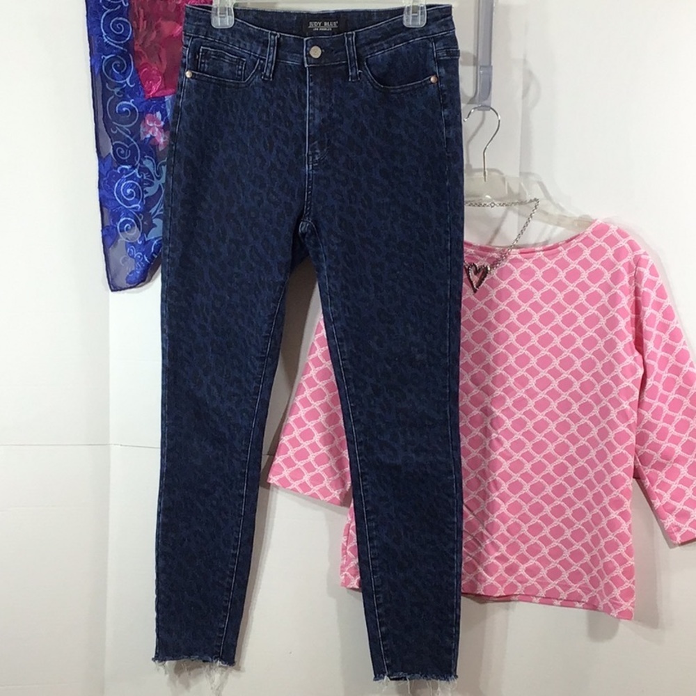 Judy Blue blue leopard print skinny jeans 29
